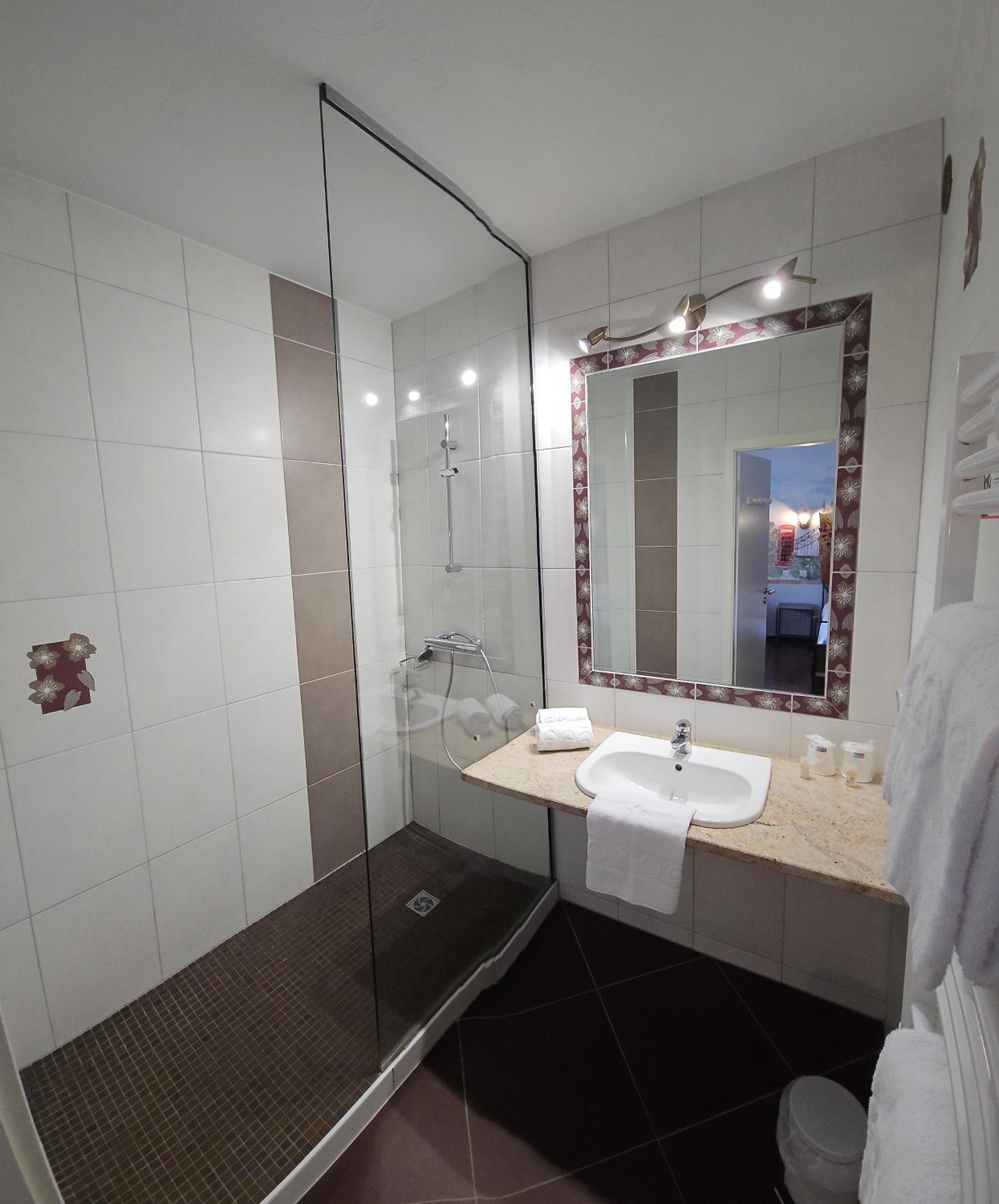 Hotel Restaurant Champ Alsace Haguenau Esterno foto